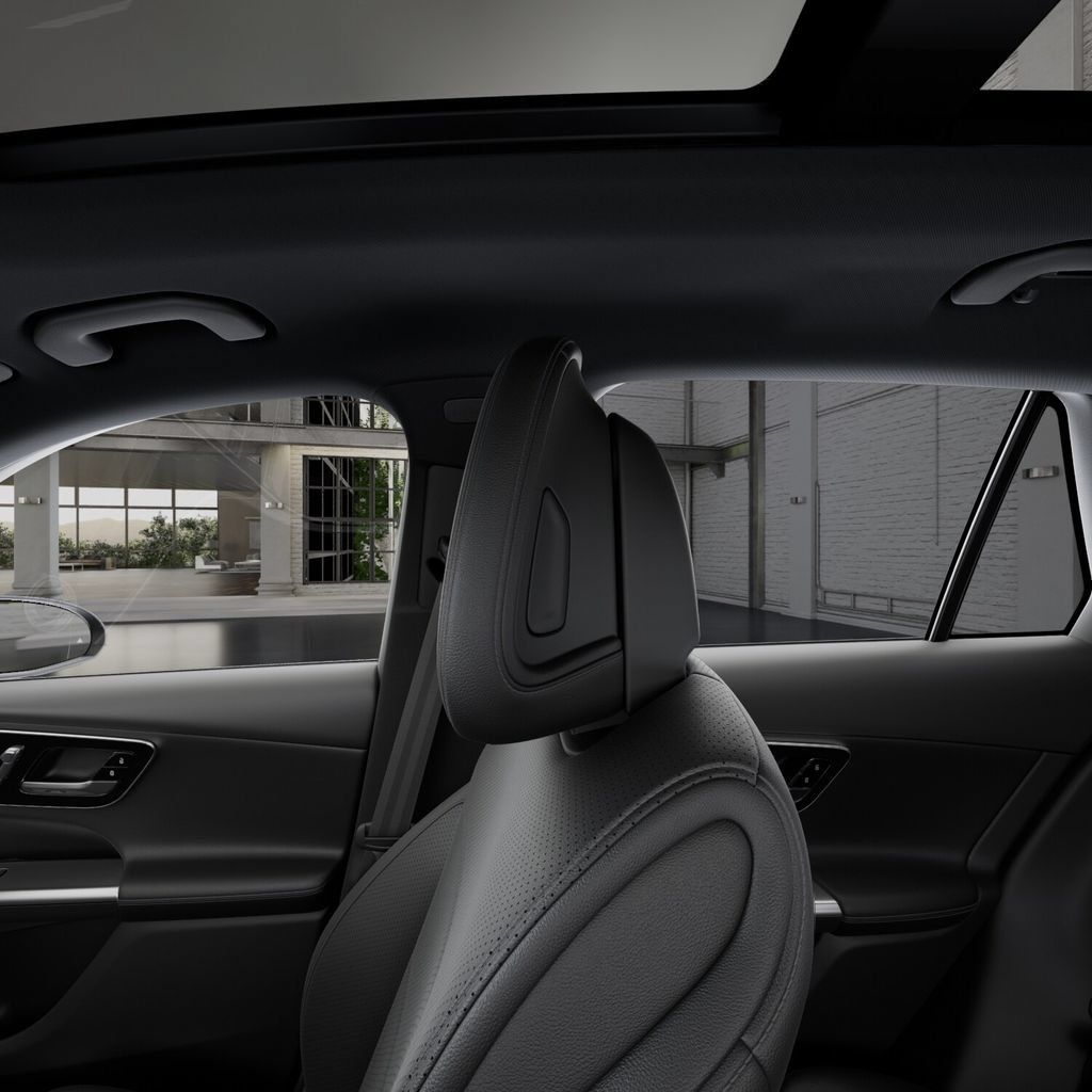 Used 2026 Mercedes-Benz GLC 300 image 45