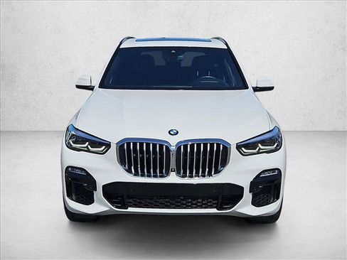 Used 2019 BMW X5 xDrive40i w/ M Sport Package AWD/4WD image 2