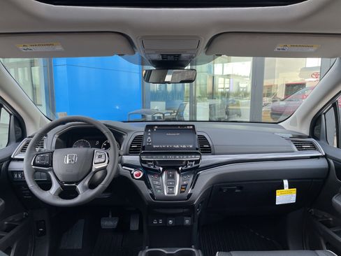 New 2026 Honda Odyssey Elite image 14