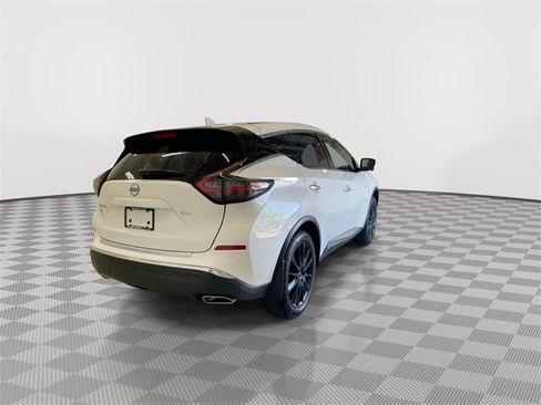 Certified 2024 Nissan Murano SL image 11