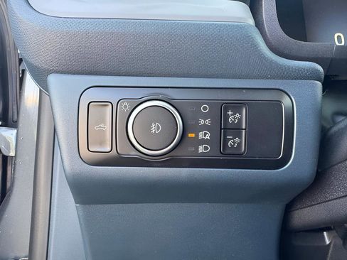 Used 2025 Ford Maverick Lobo AWD/4WD image 22