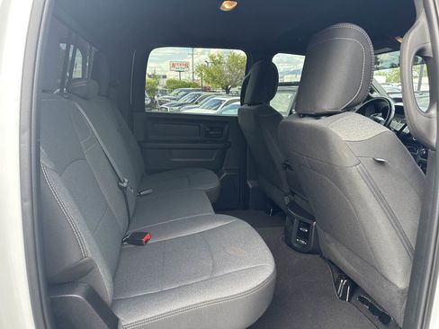 Used 2024 RAM 3500 Tradesman w/ Chrome Appearance Group image 19