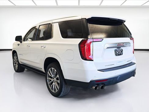 Used 2021 GMC Yukon Denali w/ Denali Premium Package image 6