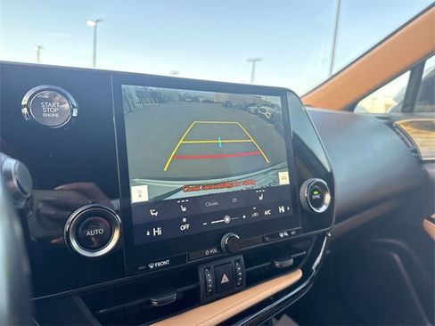 Used 2022 Lexus NX 250 FWD image 17