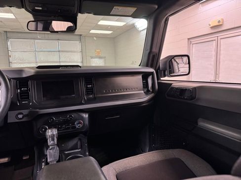 Used 2023 Ford Bronco 4-Door AWD/4WD image 21
