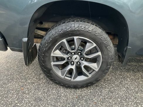 Used 2019 Chevrolet Silverado 1500 RST image 23