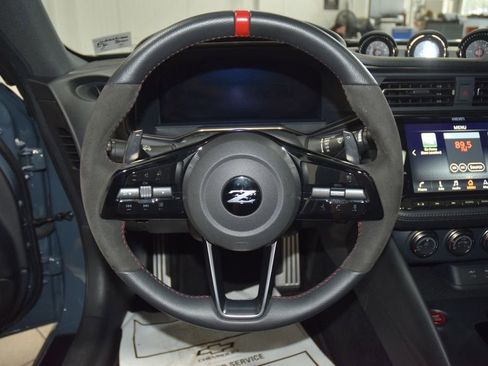 Used 2024 Nissan Z NISMO w/ Floor Mat Package RWD image 37