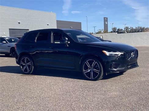 Used 2021 Volvo XC60 T8 R-Design w/ Advanced Package image 4