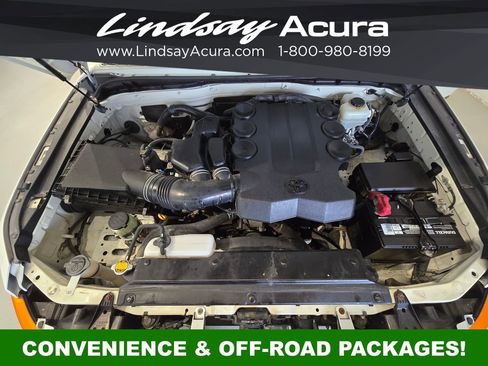 Used 2012 Toyota FJ Cruiser 4WD w/ Convenience Pkg image 24