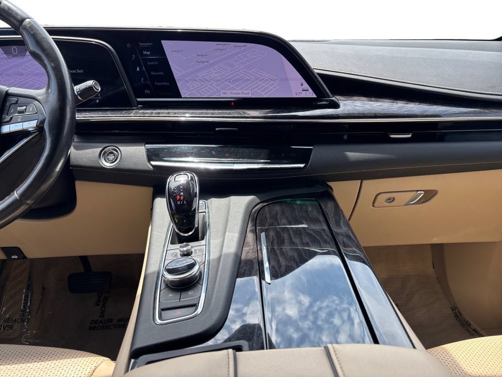 Certified 2023 Cadillac Escalade ESV Premium Luxury w/ Performance Package AWD/4WD image 15