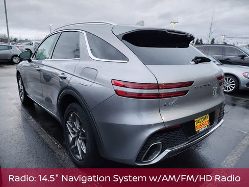 Used 2025 Genesis GV70 2.5T image 5