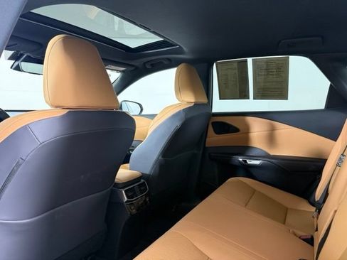 Used 2025 Lexus RX 350 Premium w/ Accessory Package (Z1) FWD image 21