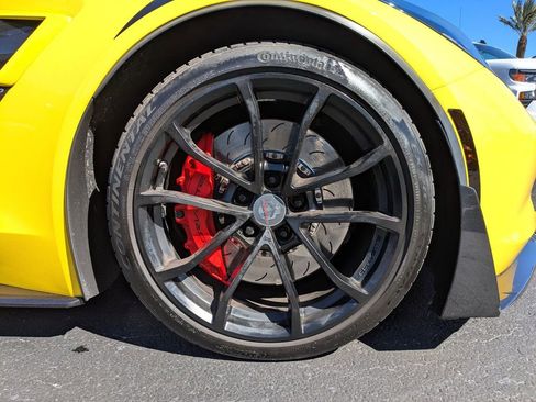 Used 2017 Chevrolet Corvette Grand Sport image 11