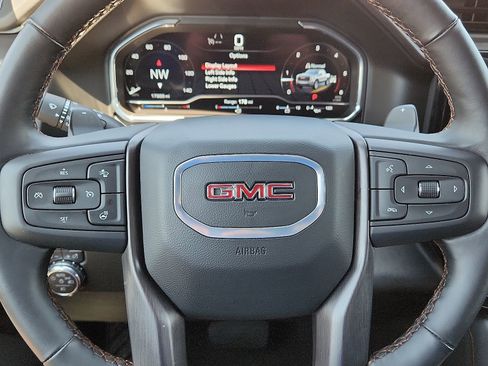 Used 2025 GMC Sierra 1500 AT4 w/ AT4 Premium Package AWD/4WD image 24