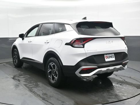 Used 2025 Kia Sportage LX AWD/4WD image 11