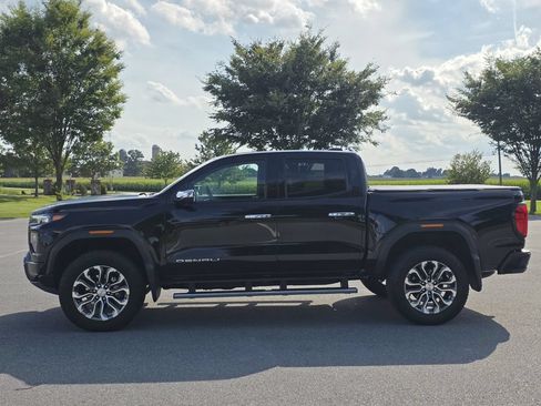 Used 2023 GMC Canyon Denali AWD/4WD image 5