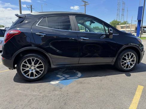 Used 2018 Buick Encore Sport Touring FWD image 4
