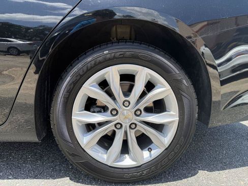 Used 2025 Chevrolet Malibu LT FWD image 8