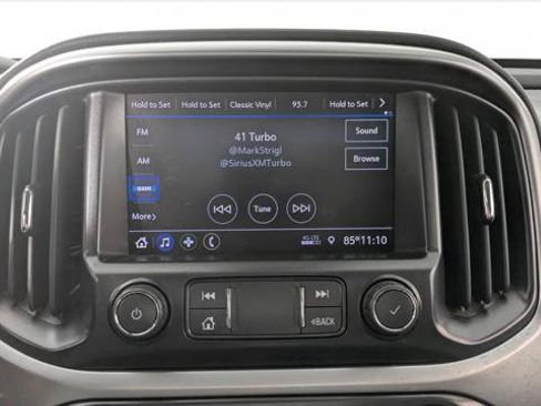 Used 2022 Chevrolet Colorado LT w/ Fleet Safety Package AWD/4WD image 22