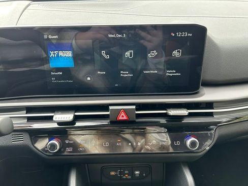 Used 2026 Kia Sportage EX image 23