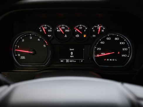 Used 2025 Chevrolet Silverado 2500 Custom w/ Custom Value Package image 21