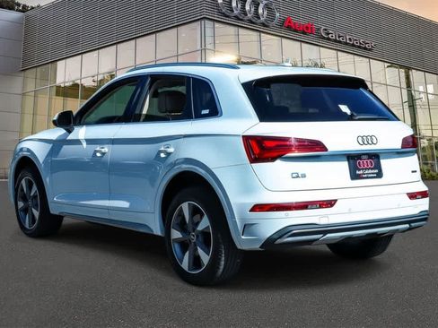 Used 2023 Audi Q5 2.0T Premium Plus w/ Premium Plus Package AWD/4WD image 4