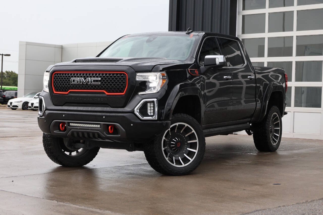 Used 2022 GMC Sierra 1500 SLT w/ SLT Premium Plus Package AWD/4WD image 3