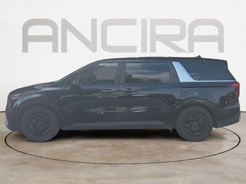 Certified 2026 Kia Carnival FWD image 5