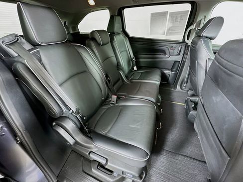 Used 2022 Honda Odyssey Elite image 38