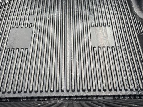 Used 2024 Ford F150 XLT image 10