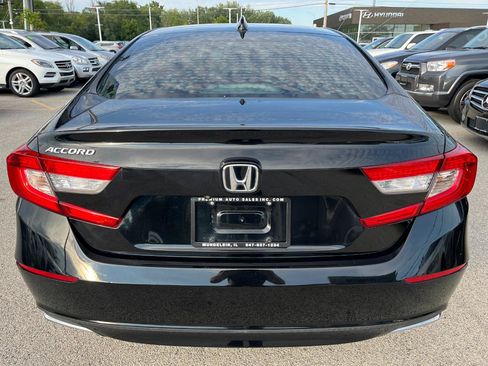 Used 2019 Honda Accord LX image 4