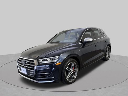 Used 2018 Audi SQ5 Prestige AWD/4WD image 2