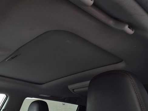 Used 2014 Toyota Highlander XLE FWD image 11