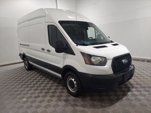 Used 2024 Ford Transit 250 148 High Roof RWD image 4