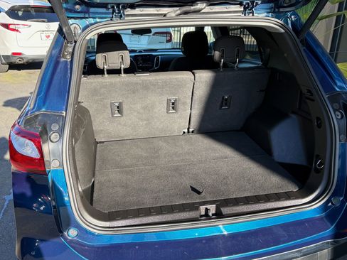 Used 2019 Chevrolet Equinox LT AWD/4WD image 18