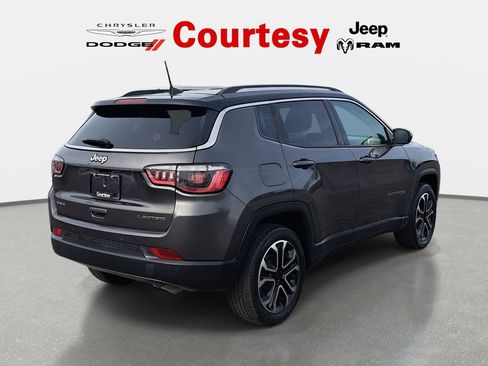 Certified 2022 Jeep Compass Limited AWD/4WD image 7