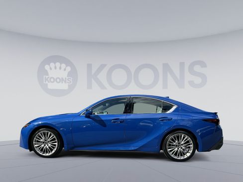 Used 2022 Lexus IS 300 AWD w/ Premium Package image 7
