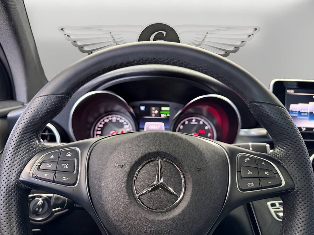 Used 2019 Mercedes-Benz GLC 350e 4MATIC w/ Premium Package image 19