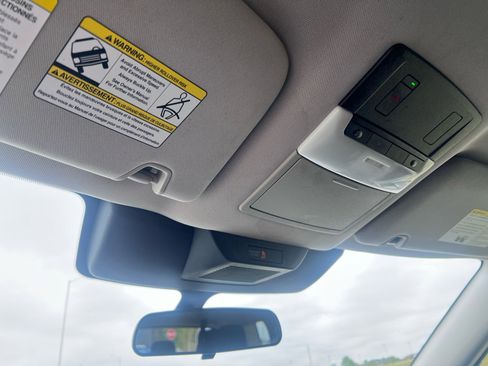 Used 2023 Nissan Pathfinder SV image 20