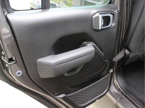 New 2026 Jeep Wrangler Sport AWD/4WD image 32