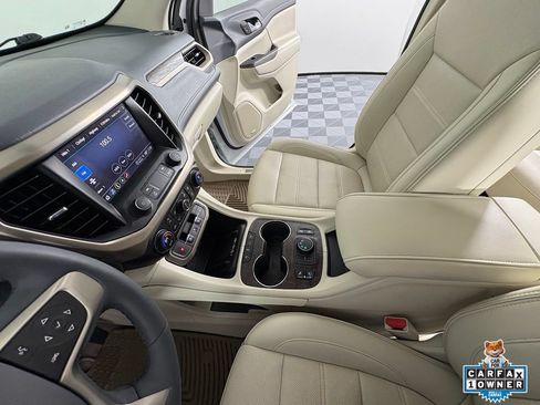 Used 2023 GMC Acadia Denali w/ Denali Ultimate Package AWD/4WD image 26