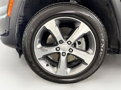 Used 2022 Jeep Grand Cherokee Limited 4xe w/ Luxury Tech Group II image 33