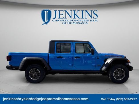 Used 2021 Jeep Gladiator Rubicon AWD/4WD image 2