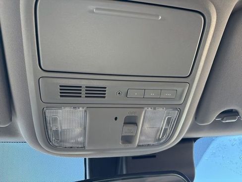 Used 2020 Honda Ridgeline Sport image 32