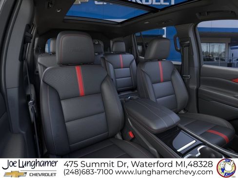 New 2026 Chevrolet Traverse RS w/ LPO, Floor Liner Package AWD/4WD image 28