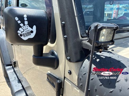 Used 2018 Jeep Wrangler Unlimited Sport S AWD/4WD image 6