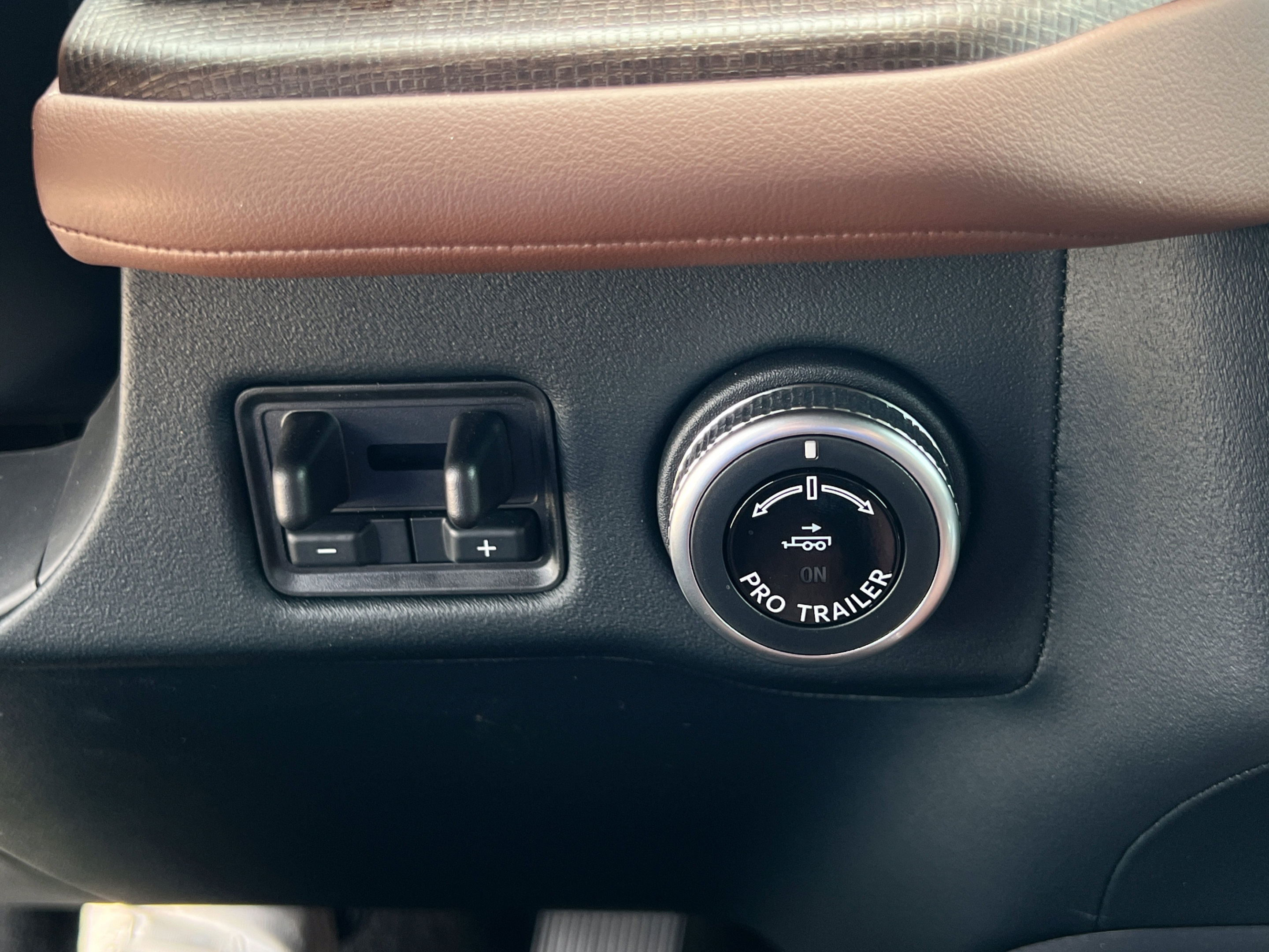 New 2026 Lincoln Navigator Reserve AWD/4WD image 18