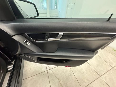 Used 2014 Mercedes-Benz C 63 AMG Sedan image 21