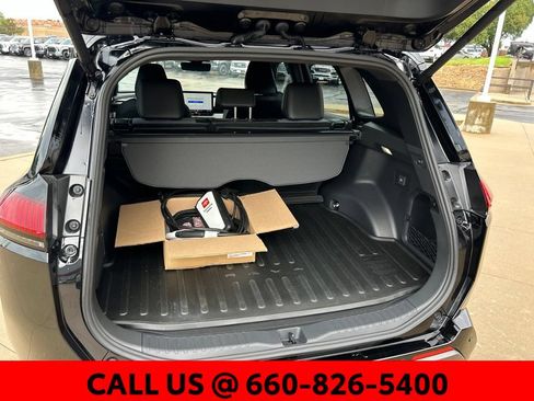 Certified 2026 Toyota RAV4 XSE w/ Panoramic Sun Roof Package AWD/4WD image 17