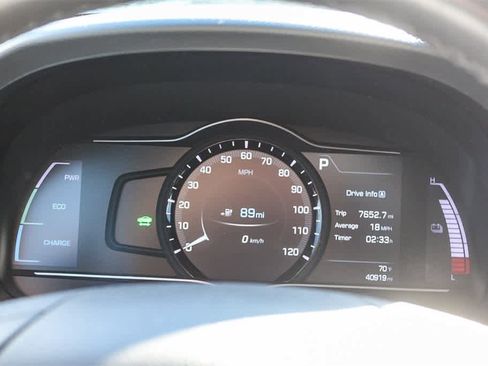 Used 2019 Hyundai Ioniq Electric image 29